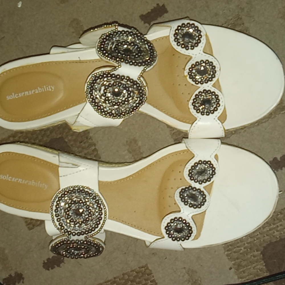 Wedge sandals